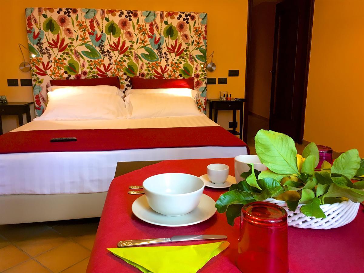 Bed and Breakfast Residenza Viviani Сант'Аньєлло Екстер'єр фото